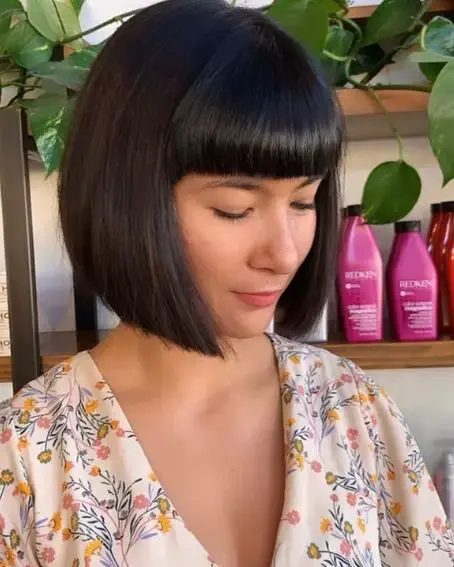 Stylish Bob Haircuts with Bangs 5 4. Splendid Bob Haircut With Bangs