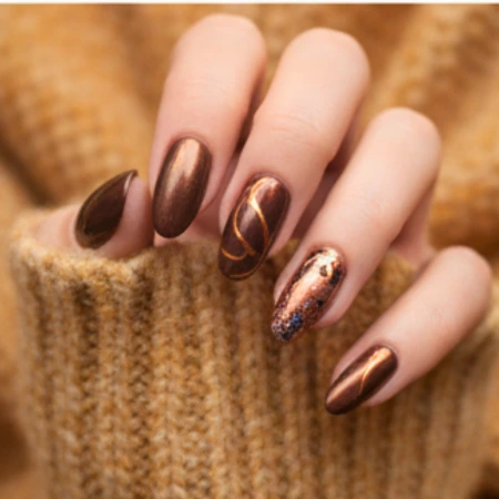 Guide to Stunning Fall Nail Ideas 6 Gilded Autumn Swirls