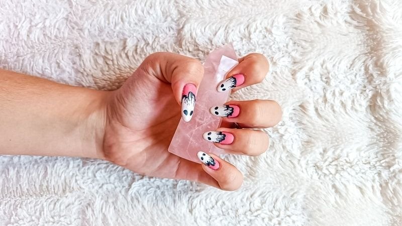 Halloween Nails Simple 2 Friendly Ghosts on Your Fingertips!