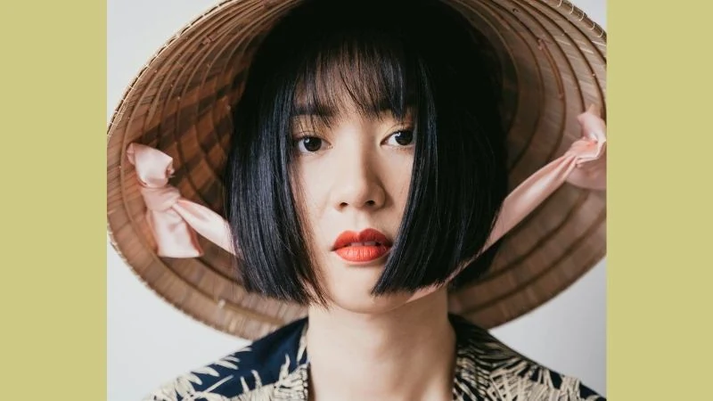 Short Bob Hairstyles With Bangs 6 The Iconic A-Line Bob Sharp Lines and Full Fringe Power